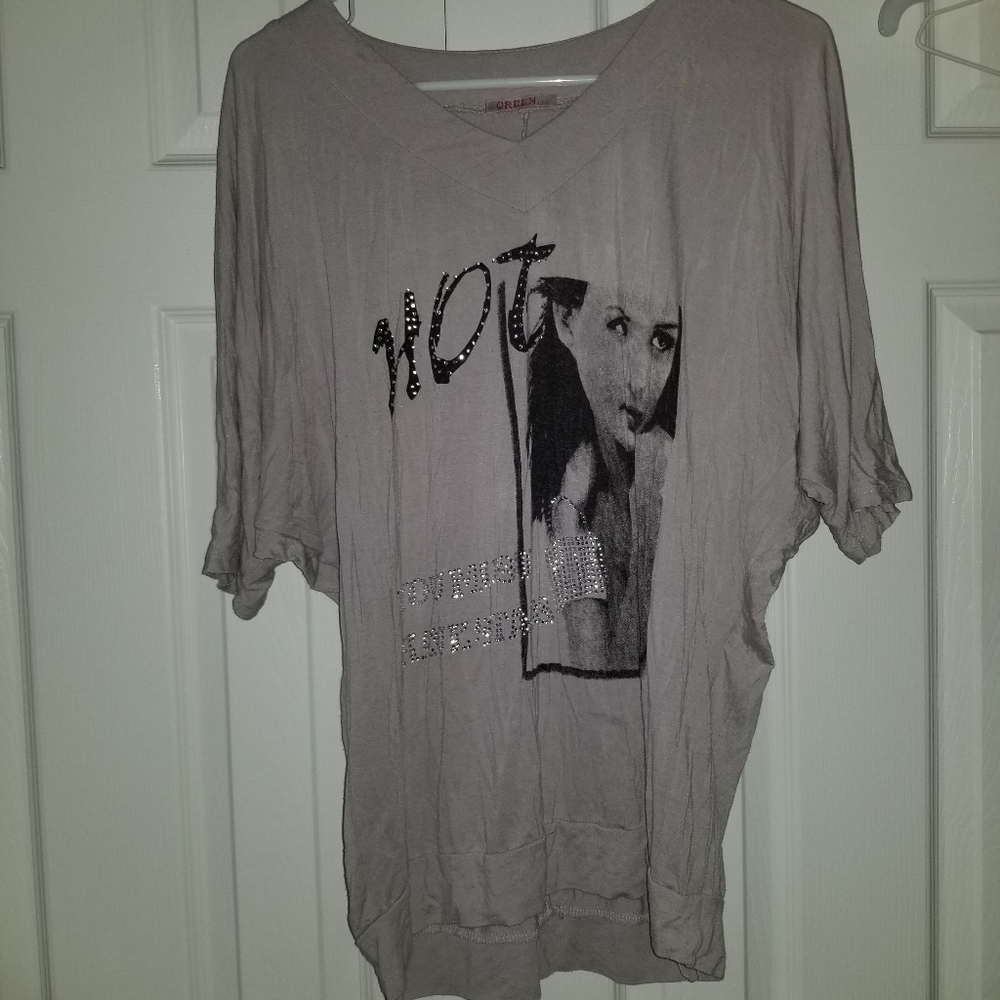 Cute v-neck blouse from Greece